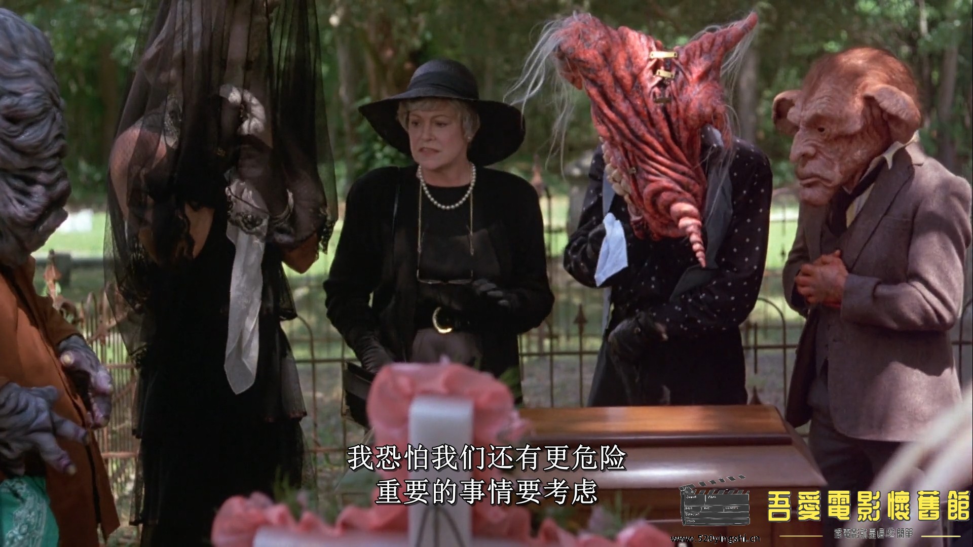 Basket.Case.3.1991.1080p.BluRay.H264.AAC.mp4_snapshot_01.16.07.147.jpg