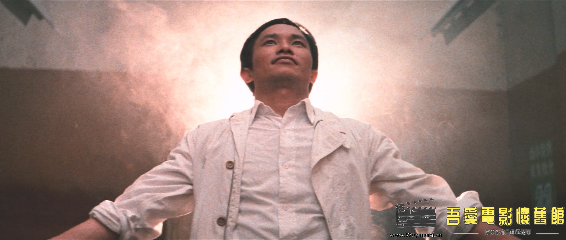 八彩林亚珍.1982.BDRip.2AC3.HKFACT-NO.7.mkv_20221229_215442.808.jpg