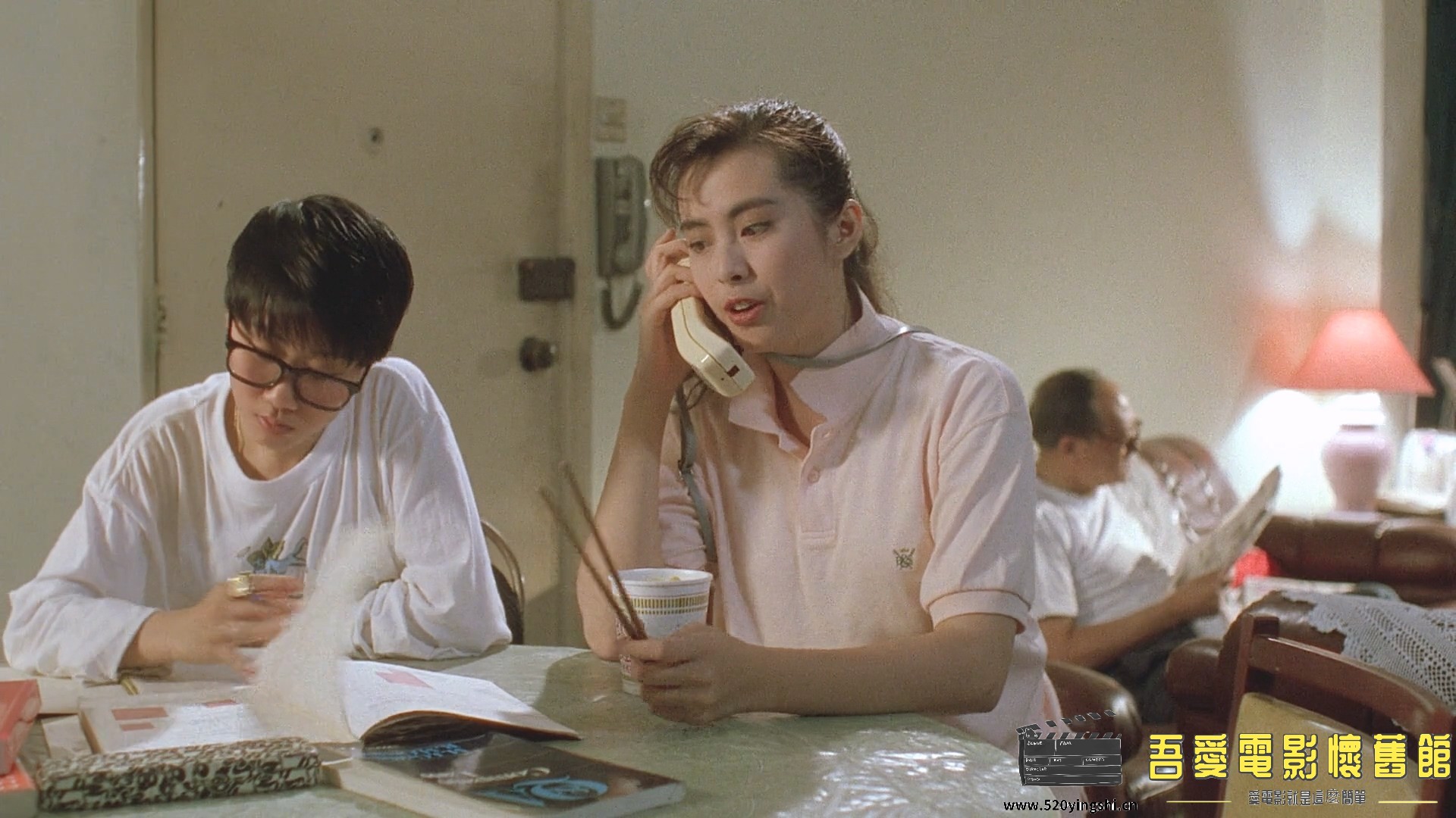 打工狂想曲.1989.BDRip.2AC3.HKFACT.mkv_20221230_165155.442.jpg