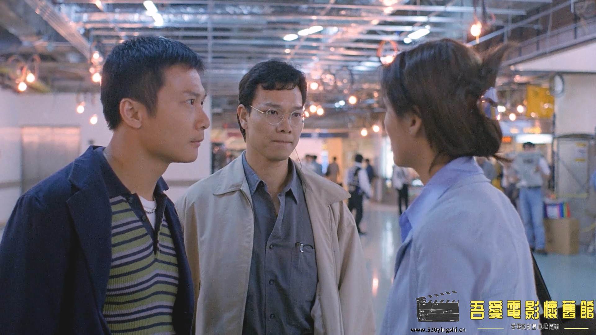 高度戒备.1997.BDRip.2AC3.HKFACT.mkv_20221228_122745.442.jpg