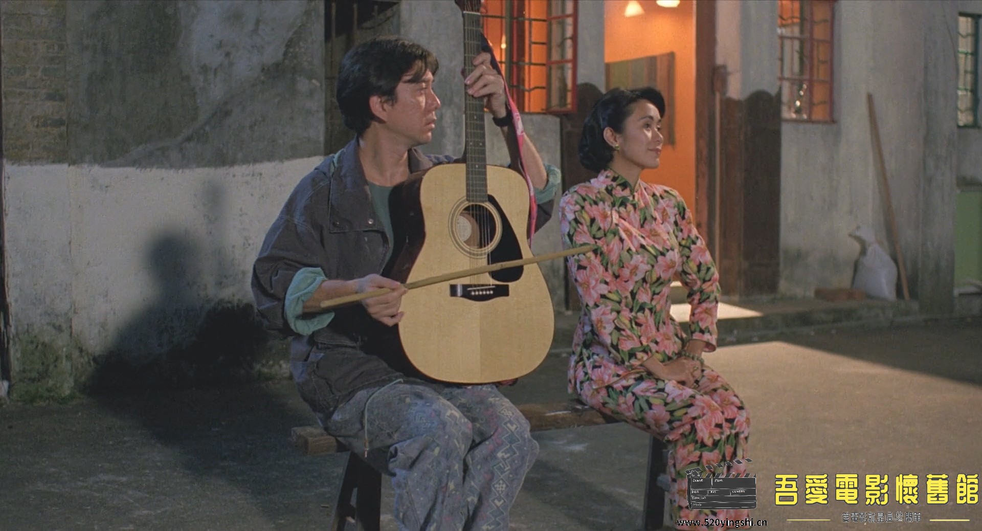 哗！英雄.1992.BDRip.3AC3.HKFACT.mkv_20221230_164402.954.jpg