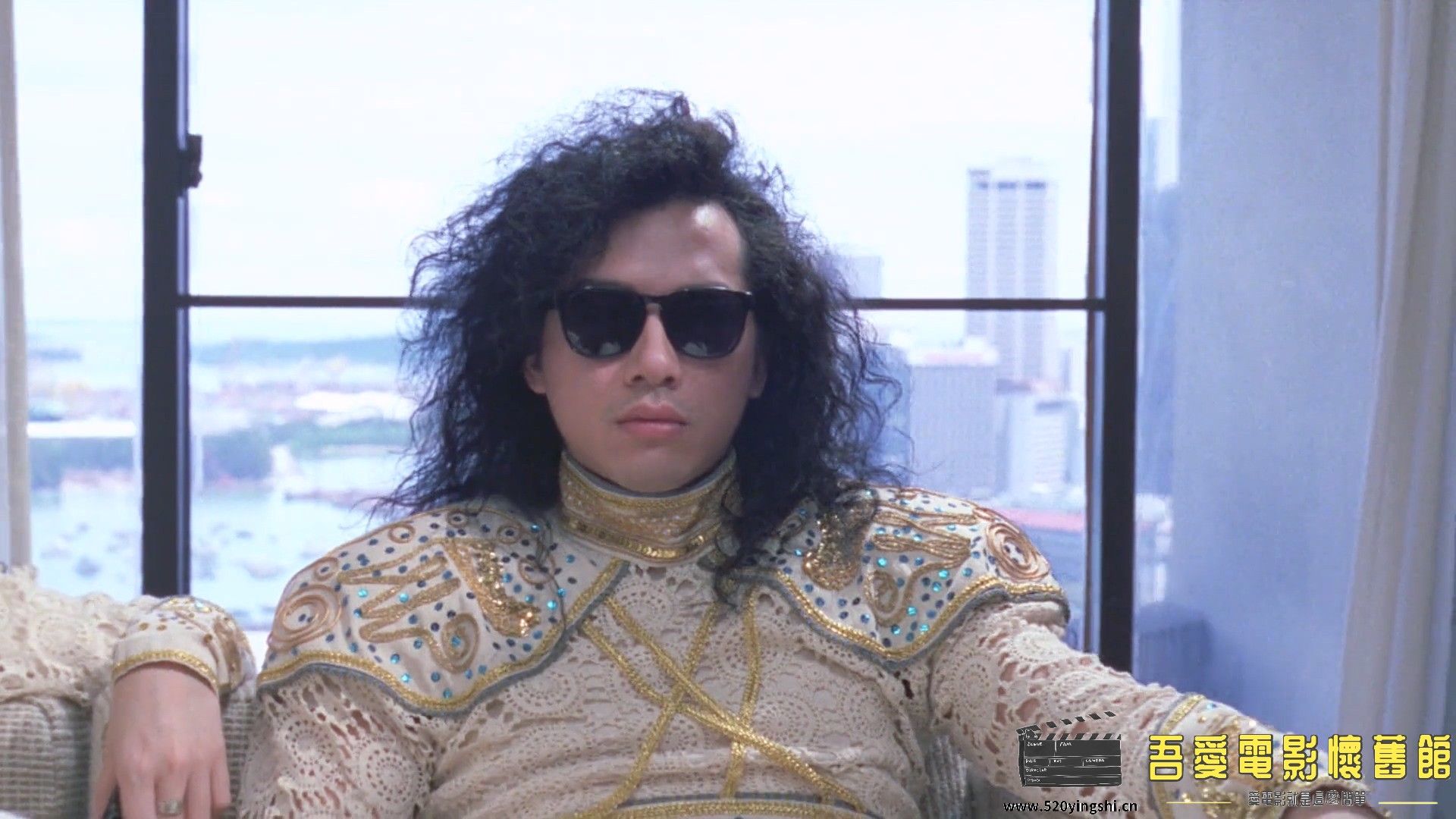 金装大酒店.1988.BDRip.2AC3.HKFACT.mkv_20221230_211507.705.jpg