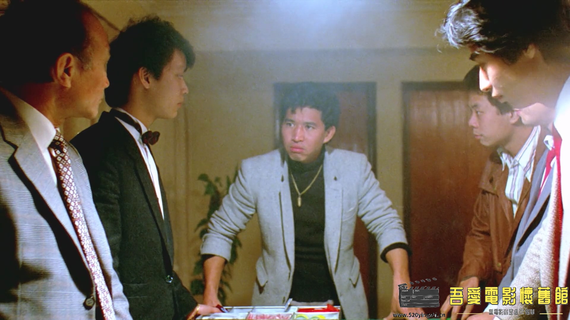 连环炮.1985.BDRip.2AC3.HKFACT.mkv_20221228_174602.658.jpg