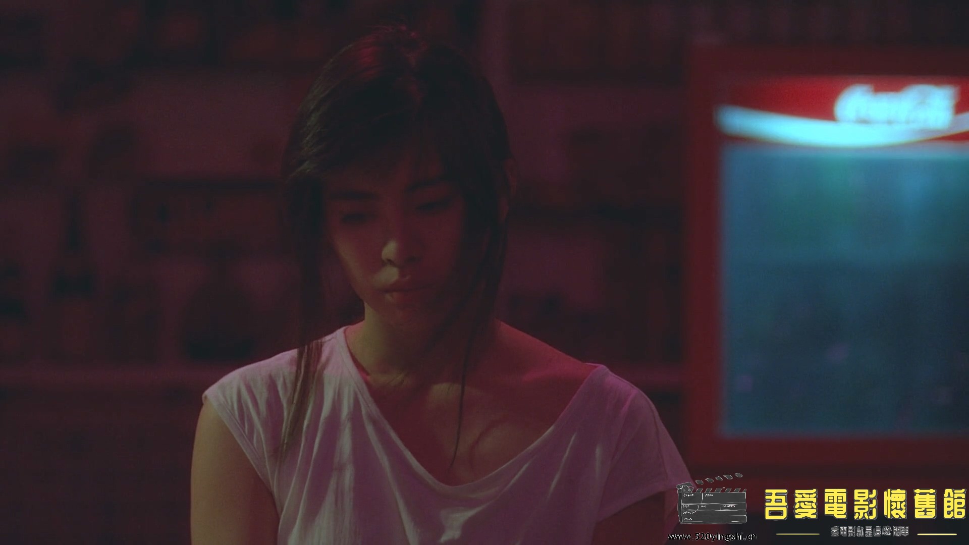 杀手蝴蝶梦.1988.BDRip.2AC3.HKFACT.mkv_20221230_235505.366.jpg