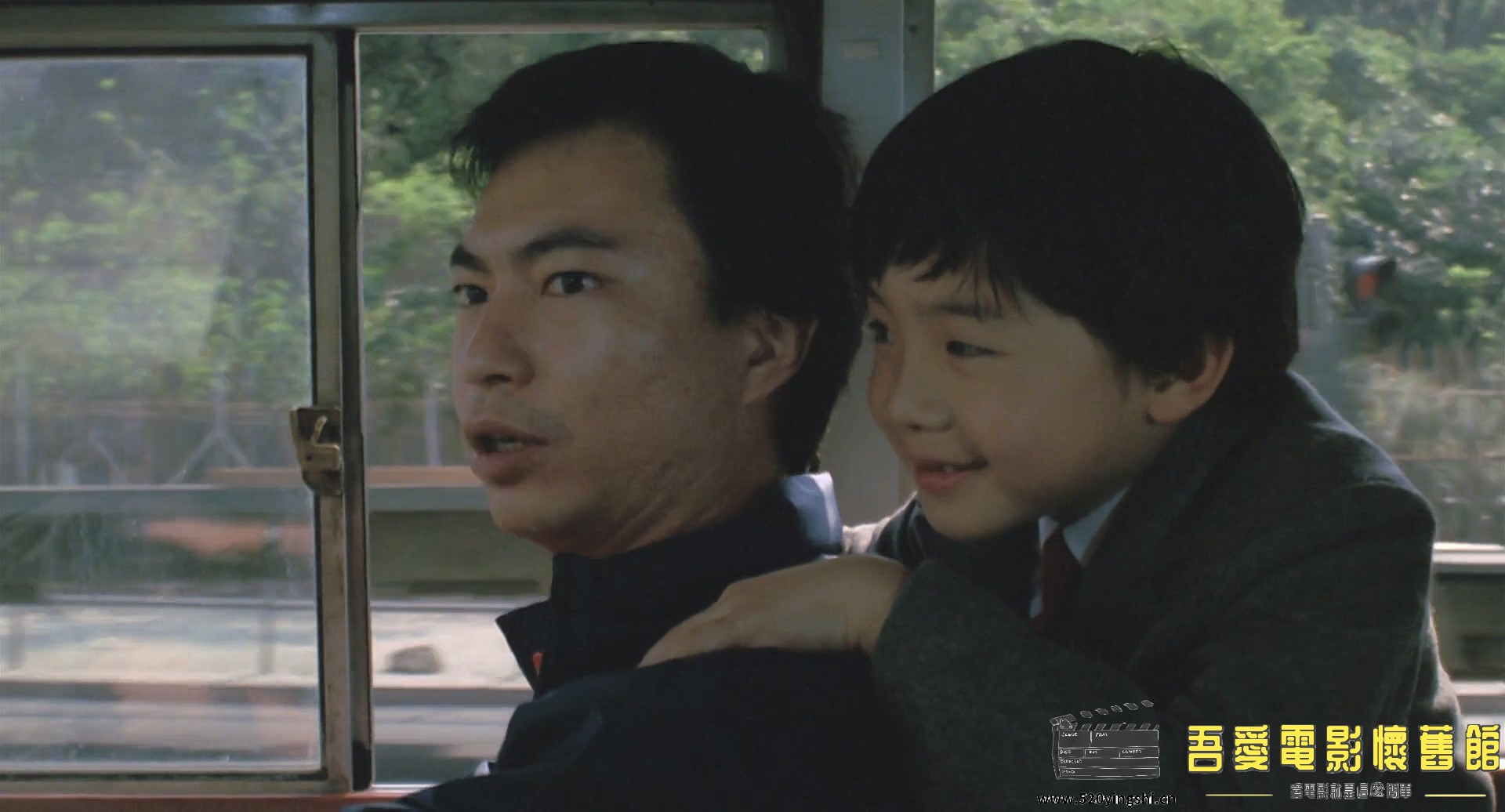 铁血骑警.1987.BDRip.4AC3.HKFACT-NO.7.mkv_20221229_104752.812.jpg