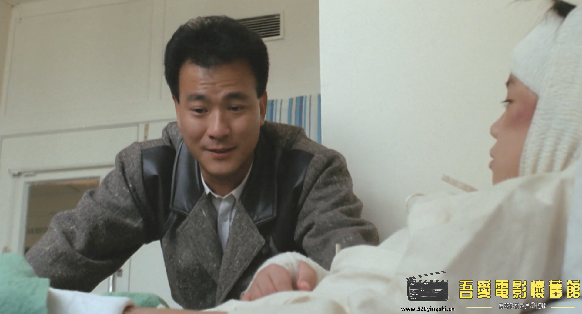 铁血骑警.1987.BDRip.4AC3.HKFACT-NO.7.mkv_20221229_104754.497.jpg