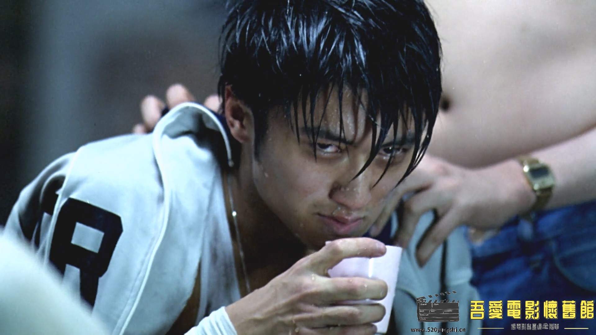 新古惑仔之少年激斗篇.1998.BDRip.3AC3.HKFACT-NO.7.mkv_20221229_200158.906.jpg