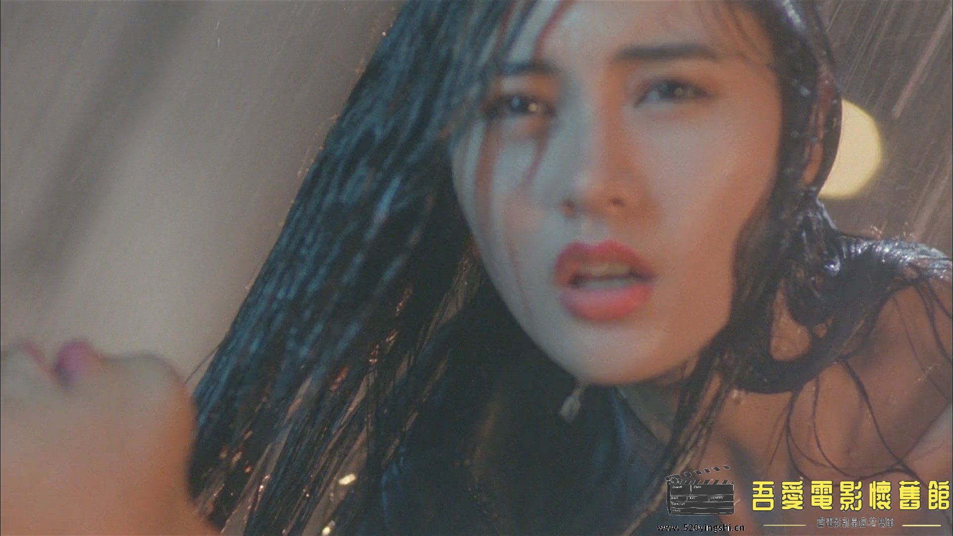 妖兽都市.1992.BDRip.2AC3.HKFACT.mkv_20221229_135452.724.jpg