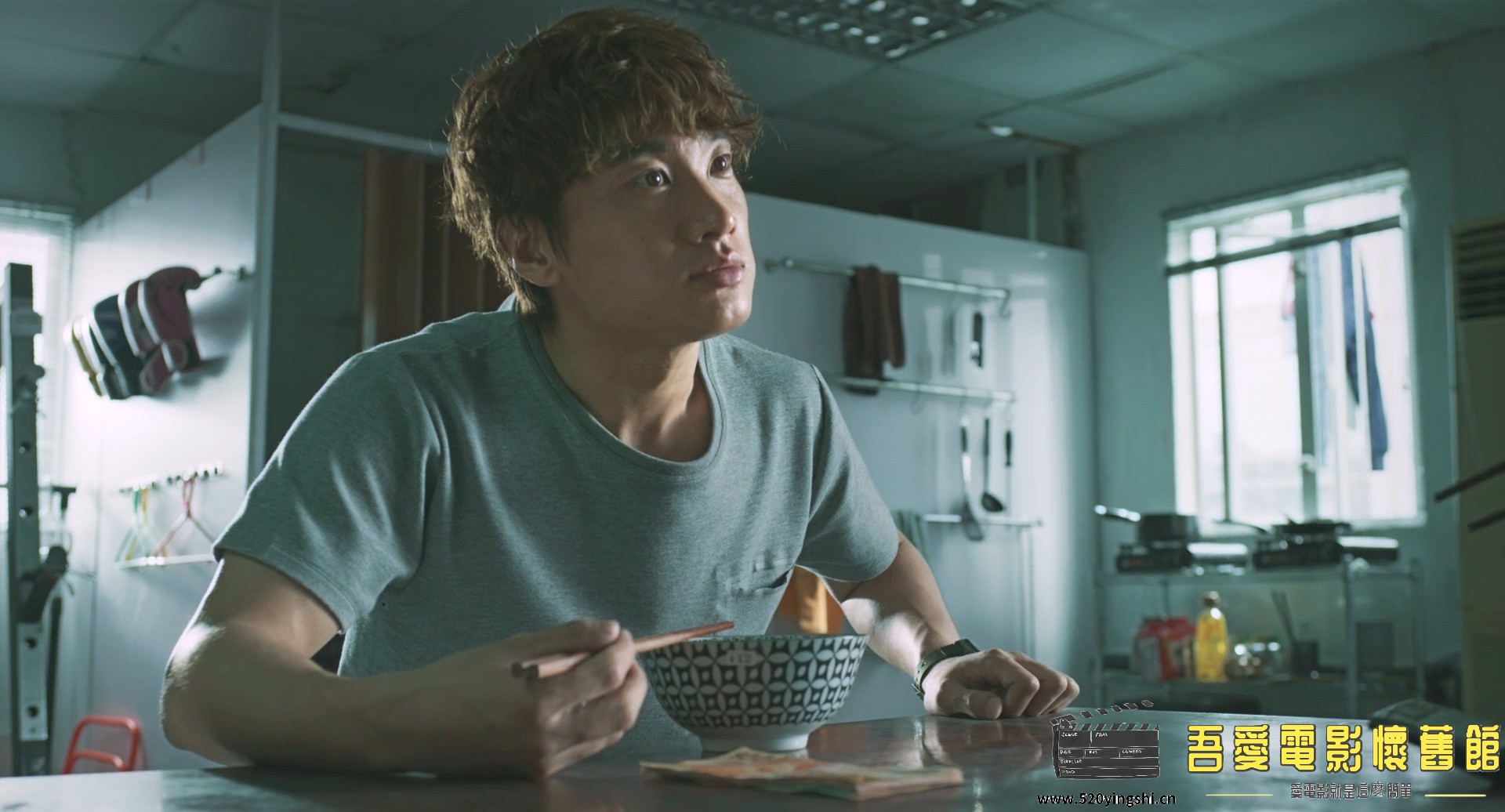 最燃的拳头.Unleashed.2020.BDRip.2AC3.HKFACT.mkv_20221229_154234.929.jpg