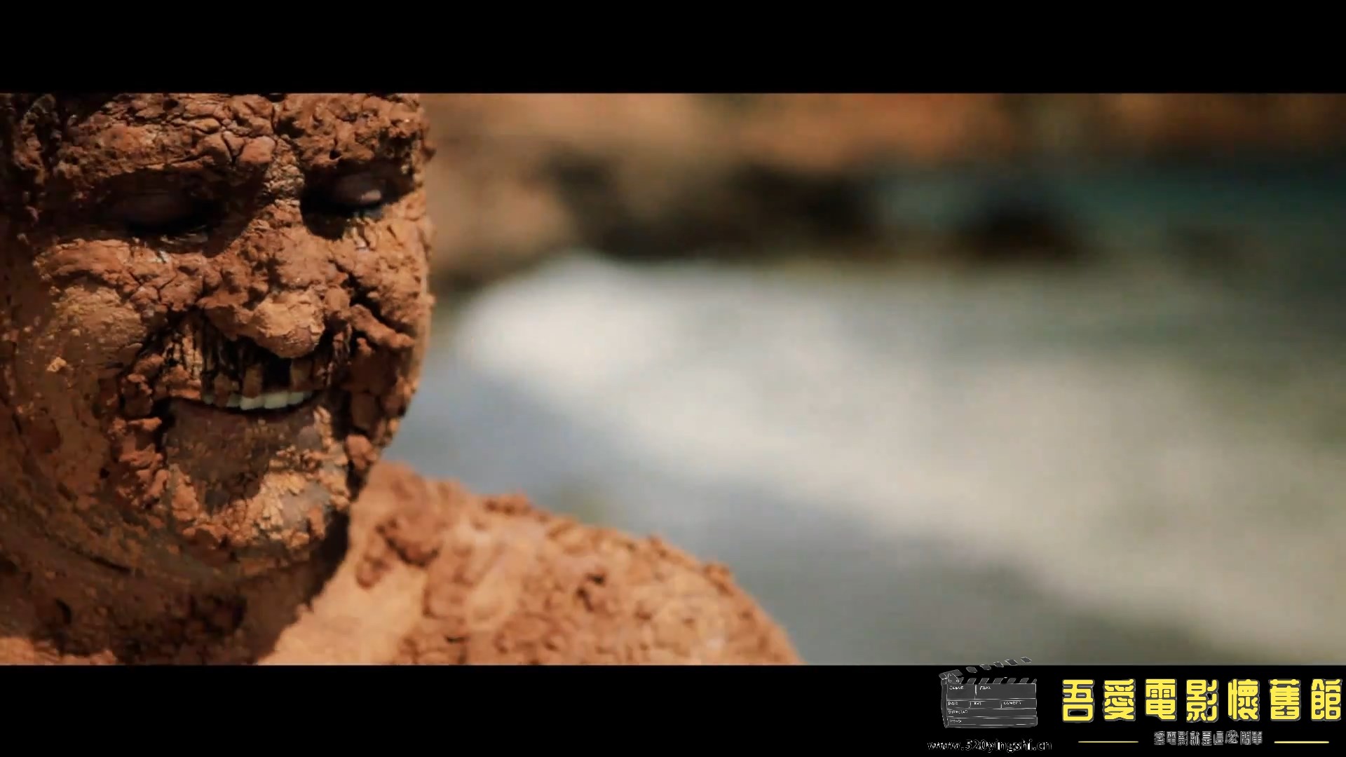 Brutal Relax WEB-DL.1080p.2010.mkv_snapshot_11.19.502_[2023.01.04_20.37.02].jpg