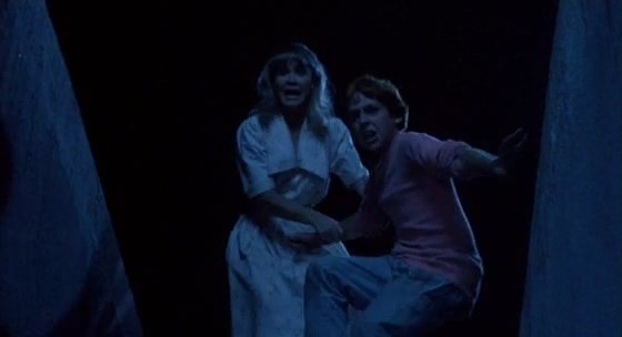 【FCKB】魔精 Critters (1986) DVDRIP 英语中字.mkv_snapshot_00.36.35.413_[2023.01..jpg