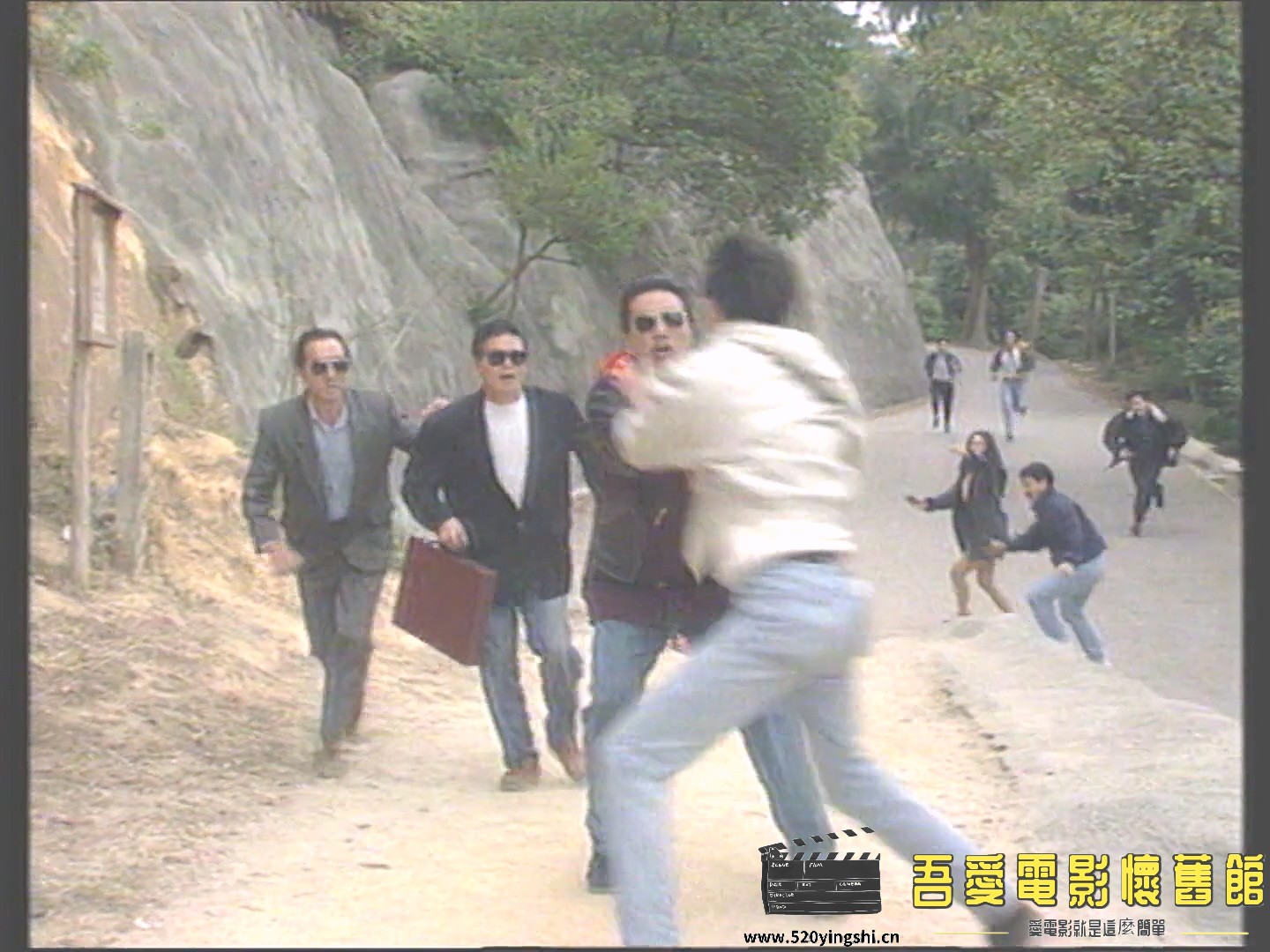 鐳射劇場招財進寶01.1992.WEB.2AC3.HKFACT.mkv_20230109_142606.093.jpg