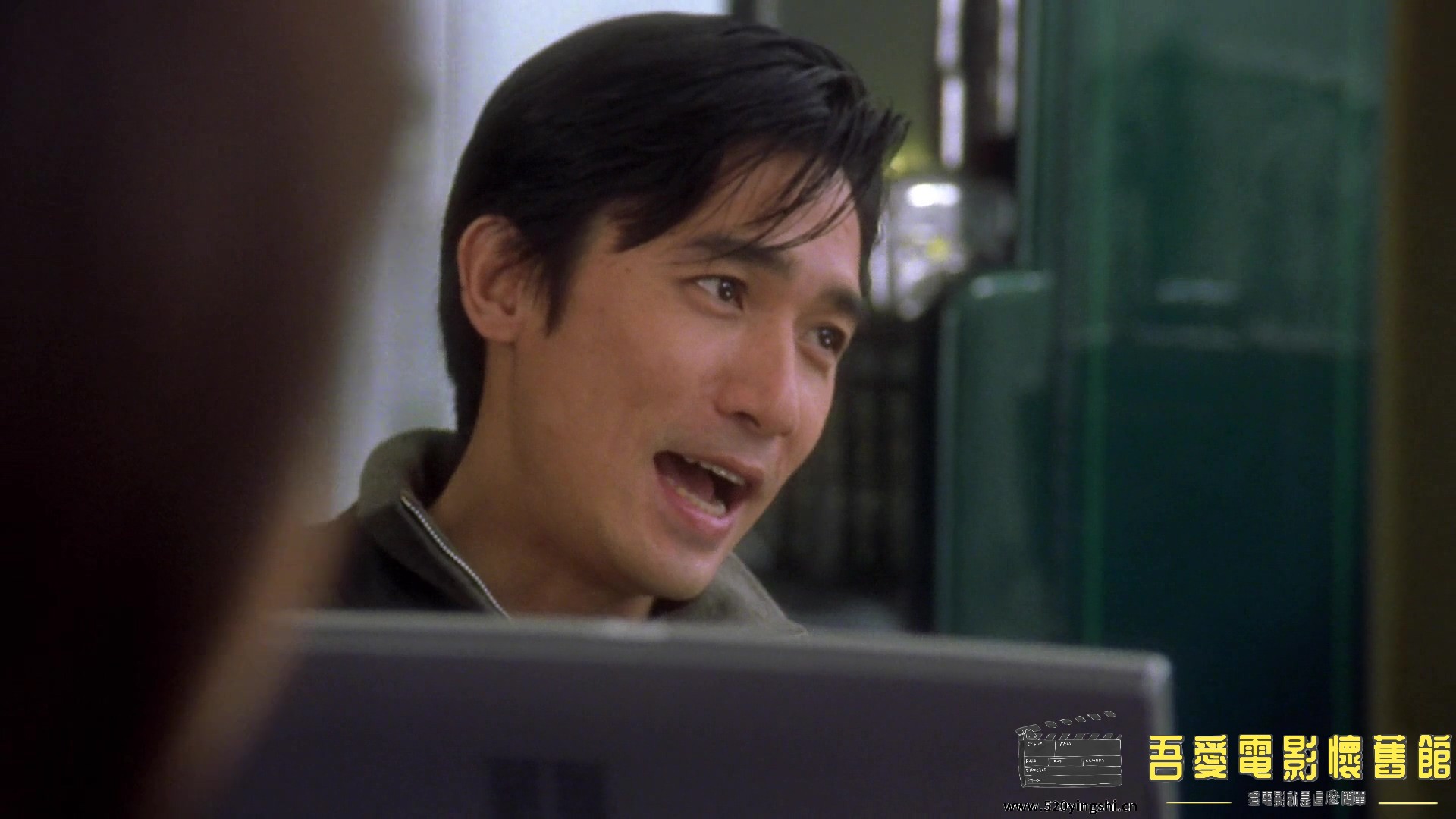 东京攻略.2000.BDRip.Tokyo Raiders.HKG.2AC3.mkv_20230207_190705.526.jpg