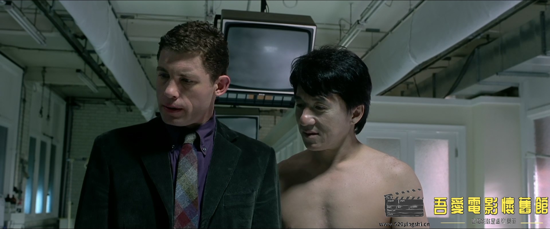 飞龙再生.2003.BDRip.The Medallion.USA.3Audio.FRDS.mkv_20230207_210012.348.jpg