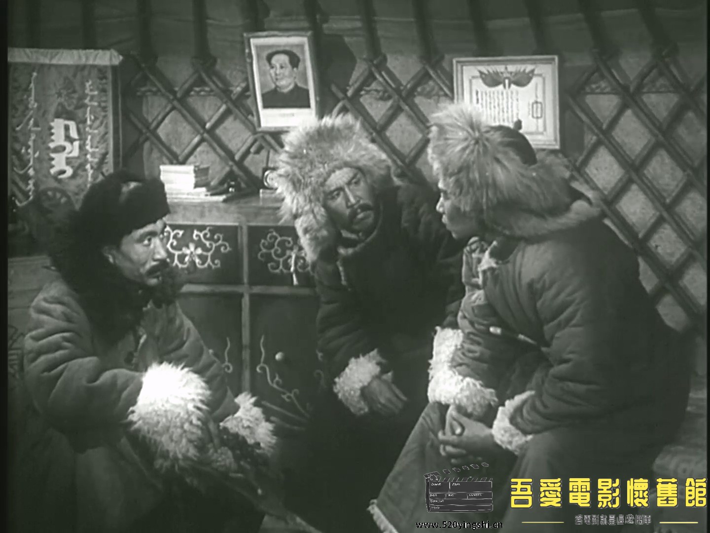 草原上的人们.mp4_20230105_171645.881.jpg