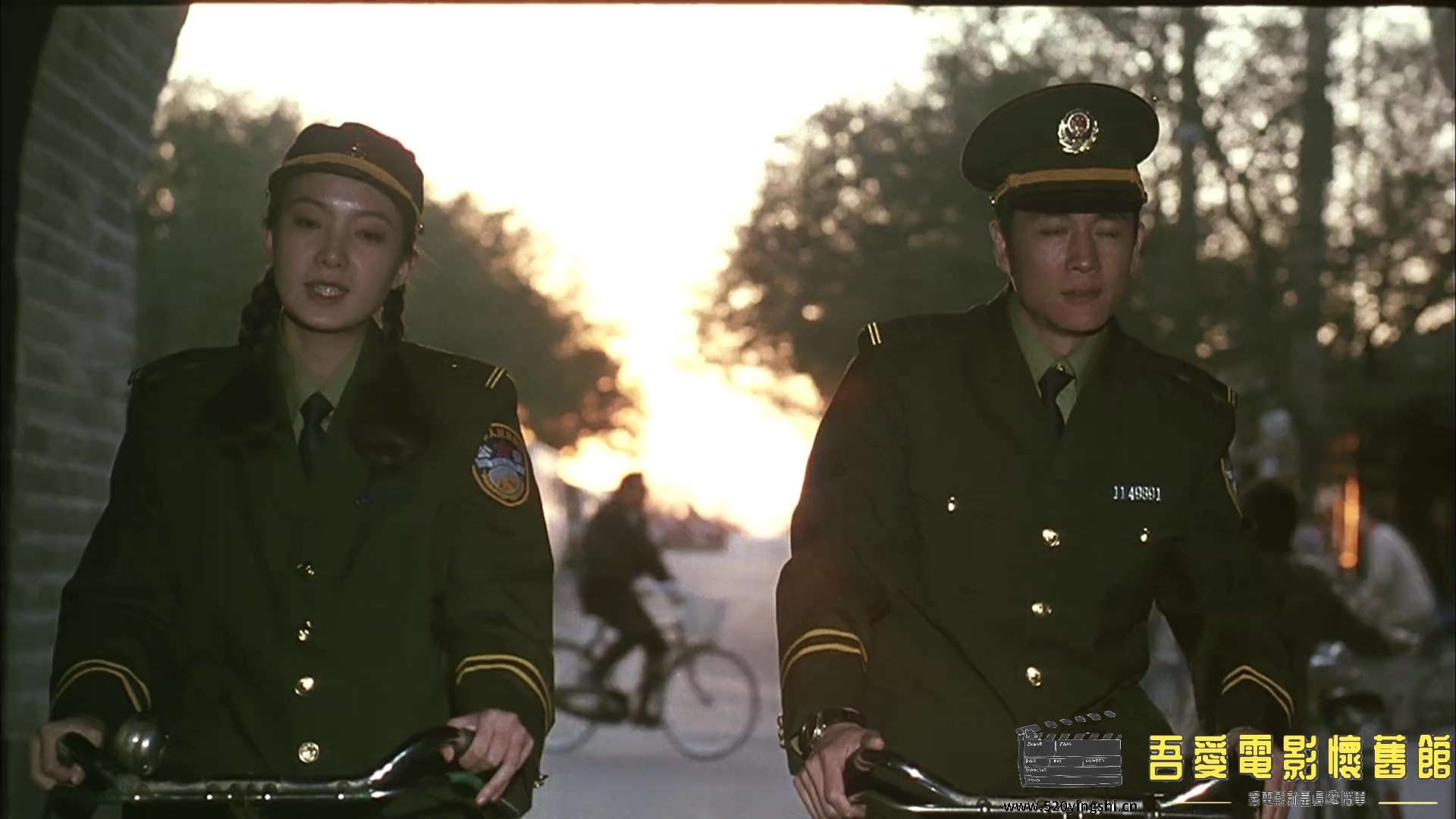 警官崔大庆.mp4_20230209_195558.011.jpg