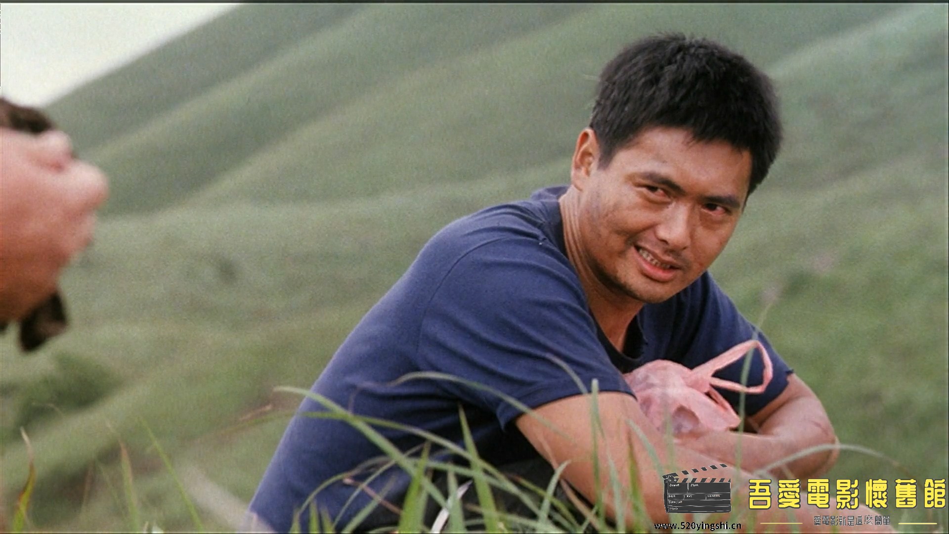 监狱风云2：逃犯.1991.BDRip.Prison on Fire II.HKG.2AC3.mkv_20230224_211017.669.jpg
