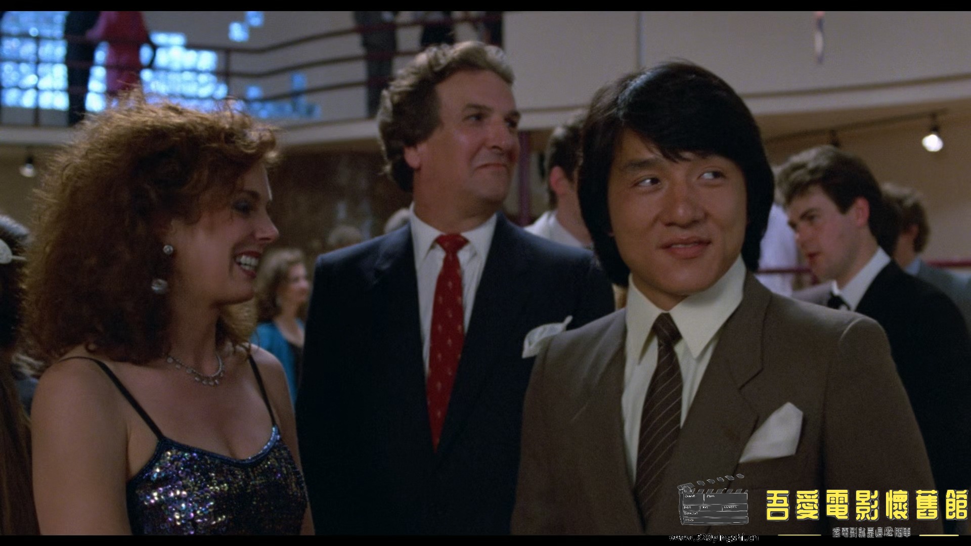 威龙猛探.1985.BDRip.The Protector.GBR.3Audio..mkv_20230225_104538.662.jpg