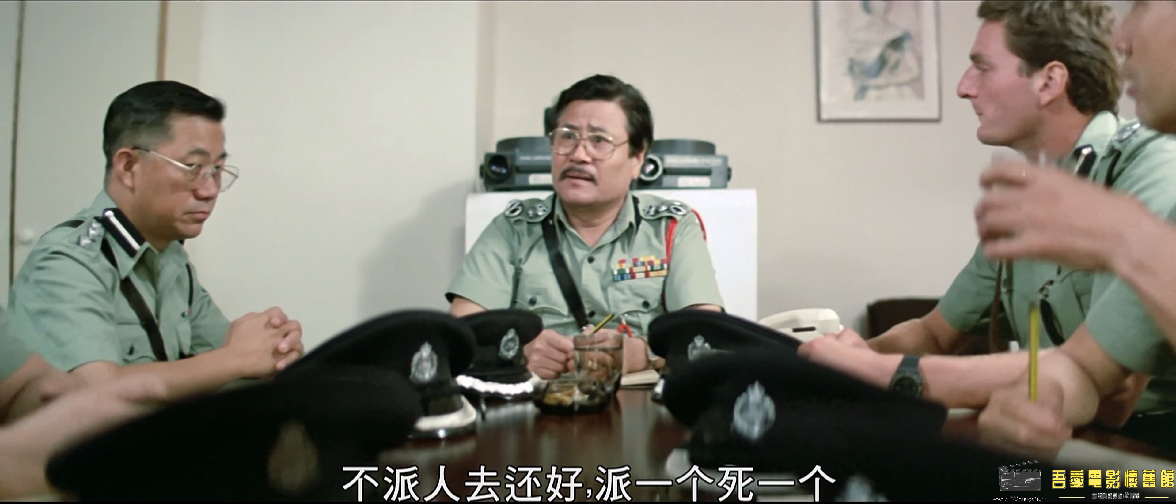 天使行动_3840x1646_国粤语.mkv_20230225_171657.192.jpg