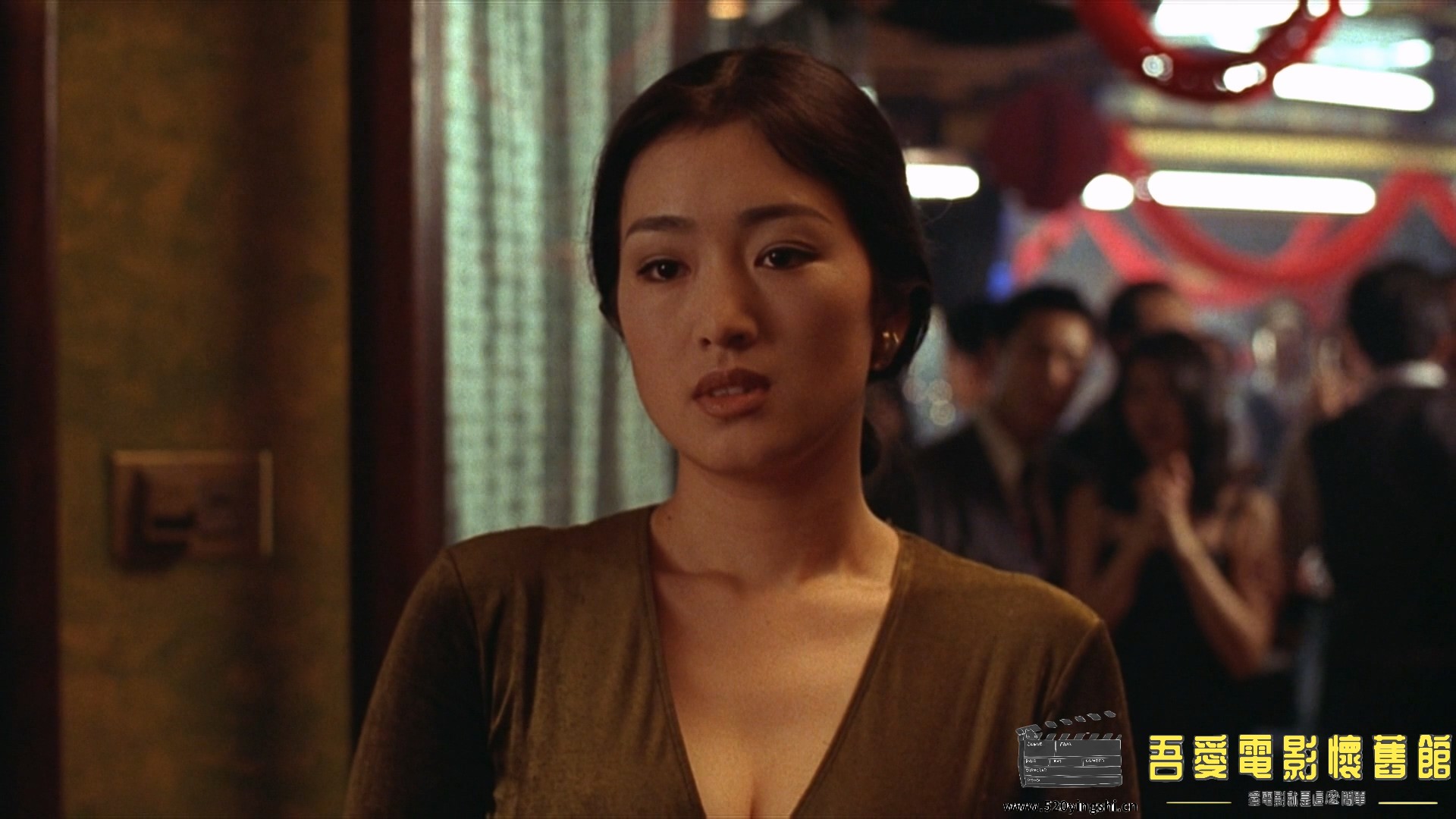 [法国][1997][中国匣][杰瑞米·艾恩斯_巩俐_张曼玉][剧情][英语简繁软中字][1080P][MK.jpg
