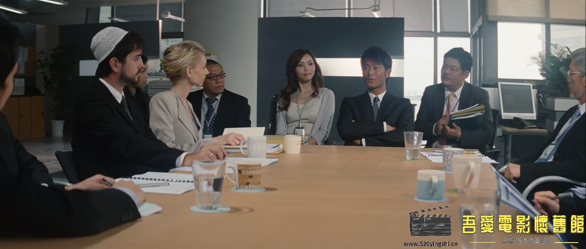 单身男女.Don&#039;t.Go.Breaking.My.Heart.2011.BluRay.1080p.x265.10bit.2Audio-Min.jpg