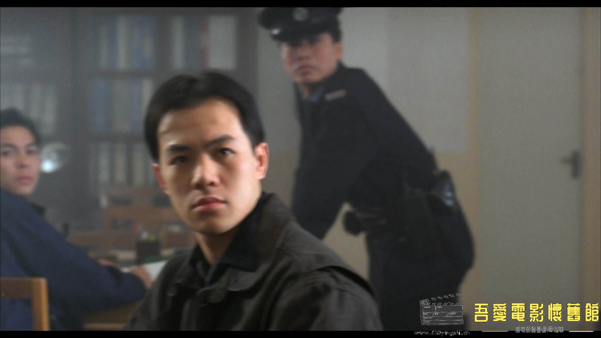 无味神探.Loving.You.1995.1080p.MyTVS.WEB-DL.H265.AAC-TAGWEB.mkv_004548.718.jpg