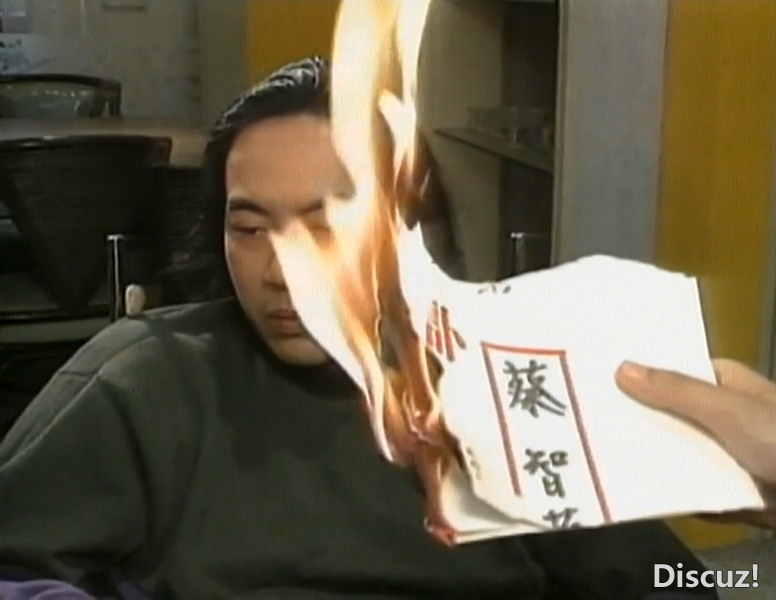 危机四伏LD 国语中字-Sil[00_51_51][20241231-220701-2].PNG