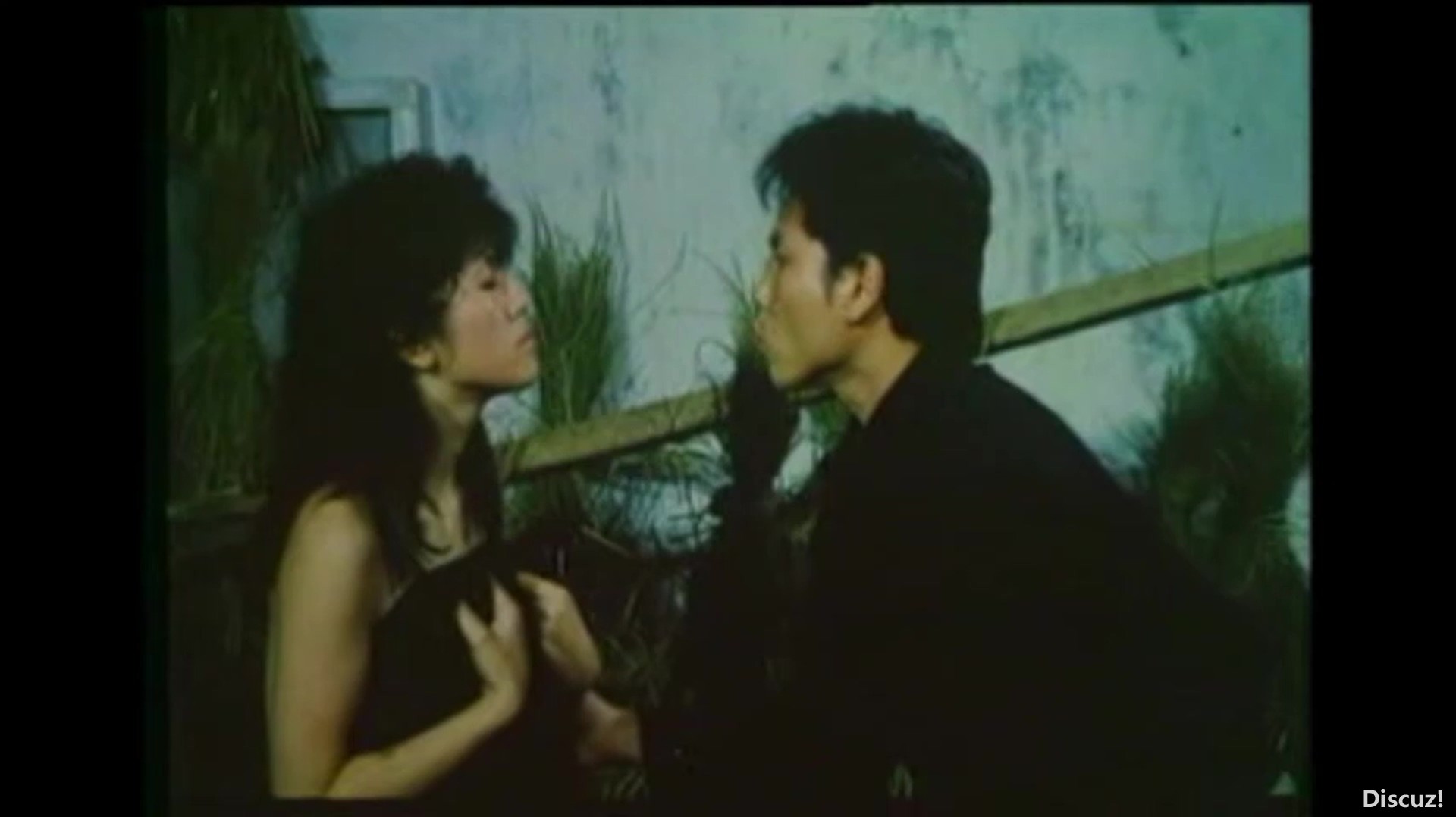 欲火烈情（爱之火）1987 四级 VCDRip 国语中字 -AAA.mp4_20250703_212244.052.jpg