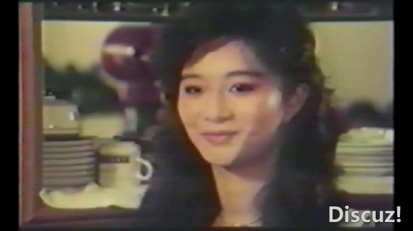 街头花（四级）VHS 国语中英字--.mp4_20250919_221641.009.jpg